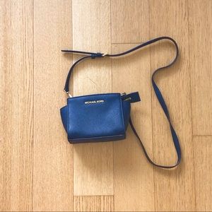SOLD Michael Kors Selma Crossbody Bag